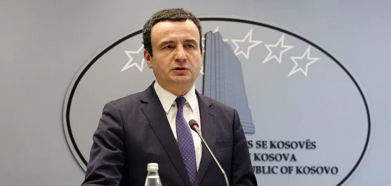 Kurti për deputetët që u kompensuan për udhëtimet: Qytetarët kanë të drejtë të indinjohen