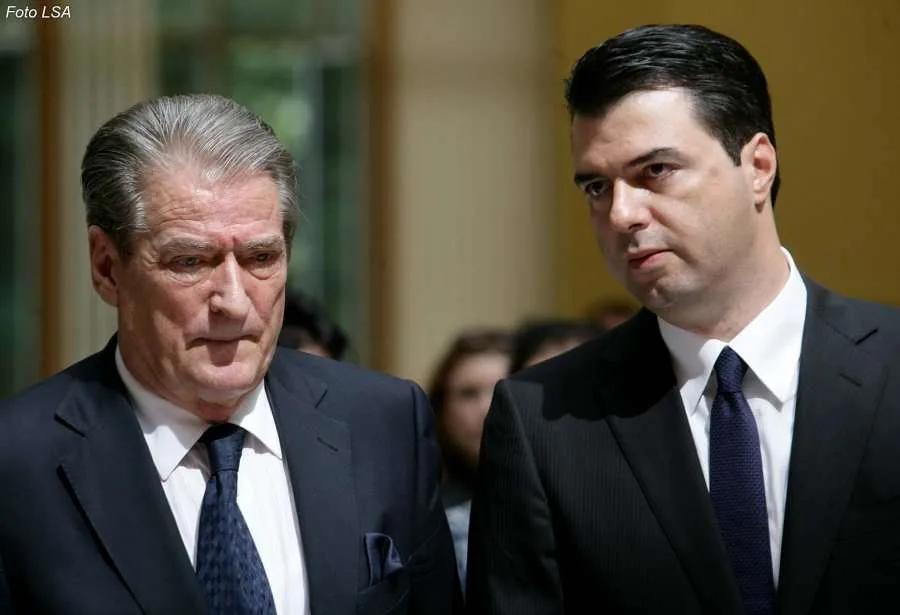 Përçarja në PD, partia mes Kuvendit të Bashës dhe Referendumit të Berishës