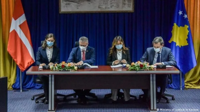 Ujdia me danezët për qelitë, ministrja Haxhiu sot në Komision