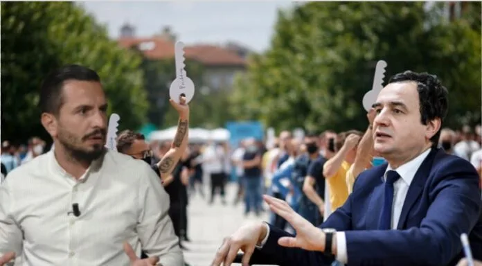 Gastronomët protestojnë para Qeverisë kundër masave anti-Covid