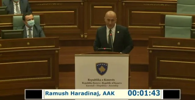 Haradinaj, Kurtit: Mos na mbani ligjerata, miratoje Ligjin për paga