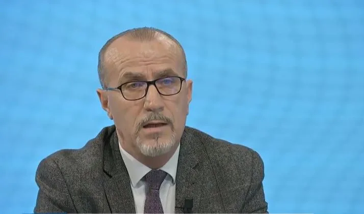 Haxhiu: Mbi 135 mijë vaksina me afat të skaduar, Ministria e Shëndetësisë po e mban të fshehtë këtë detaj