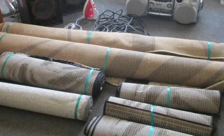 Arrestohen katër persona për vjedhje të tepihave dhe kabllove elektrike