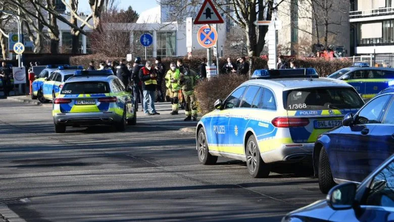 Të shtëna me armë në një universitet në Gjermani, raportohet për disa të plagosur