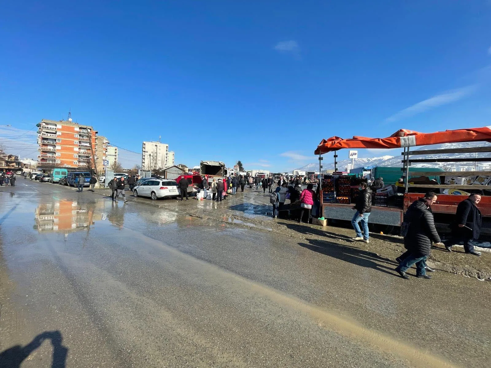 Drejtoria e Inspektorateve në Prizren filloi me lirimin e hapësirave publike në lagjen “Bazhdërhane”