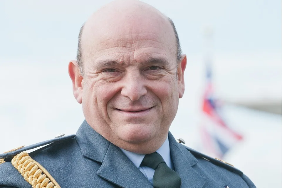 Emisari Special britanik Stuart Peach vjen sot në Kosovë