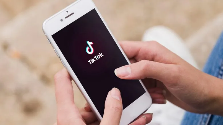 Disa nga vendet që ndaluan përdorimin e aplikacionit kinez TikTok