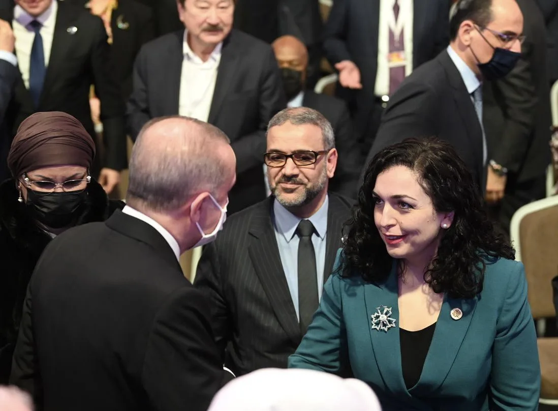 Osmani në Forumin Diplomatik të Antalias, takohet me Erdoganin