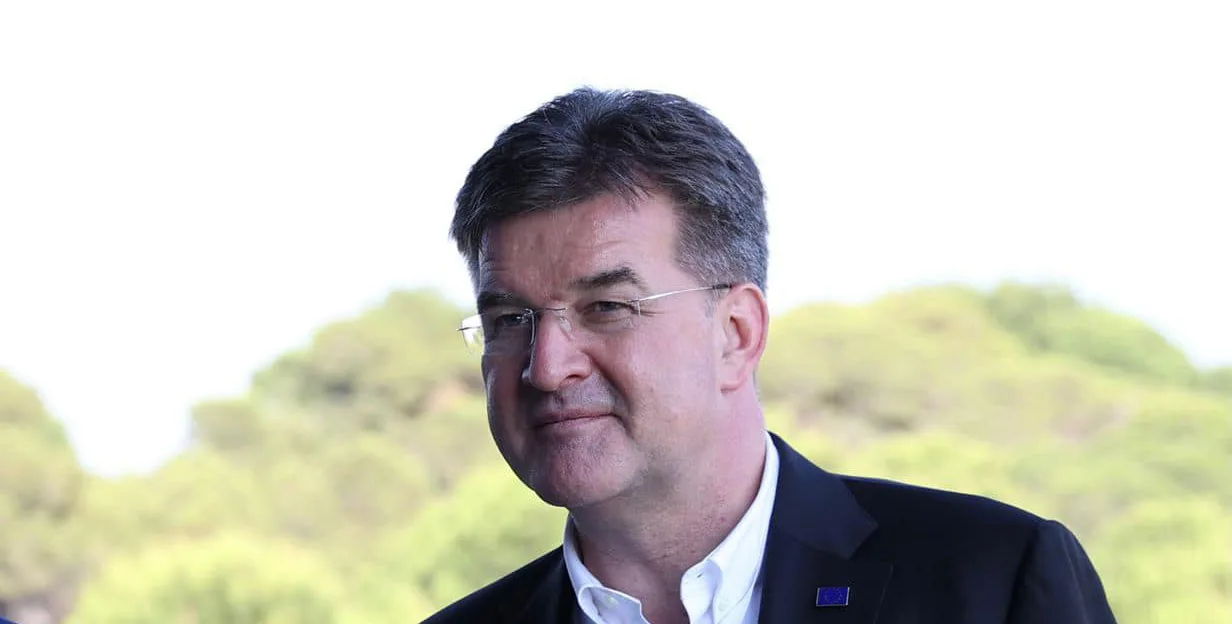 Lajçak: Duhet të gjendet opsioni për mbajtjen e zgjedhjeve serbe në Kosovë