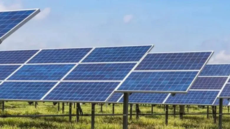 Hajnat vjedhin një pompë uji, bateri dhe inventar solar në pronën e AKP-së në Suharekë