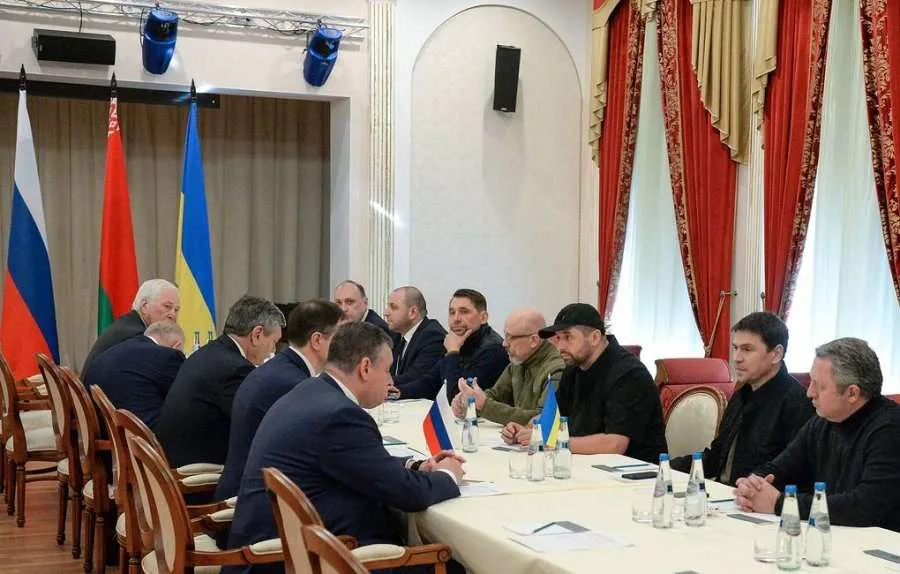 Nis raundi i tretë i bisedimeve Ukrainë-Rusi