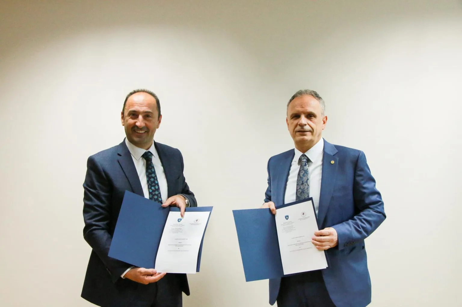 Ministria e Infrastrukturës nënshkruan marrëveshje bashkëpunimi me UP-në