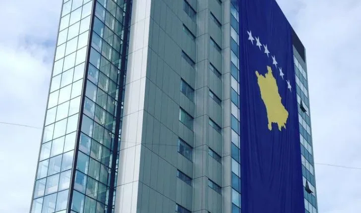 Mbi 2400 persona kanë hequr dorë nga shtetësia e Kosovës