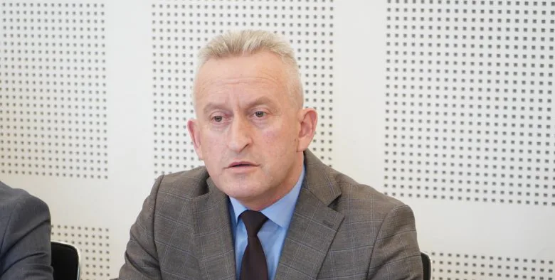 Rashit Qalaj: Si guxon një individ të sulmojë uniformën e shtetit?