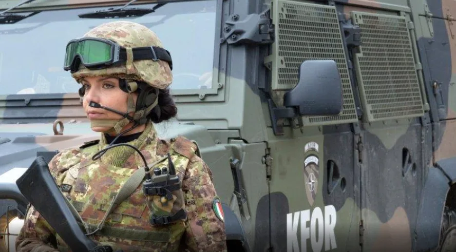 Nga sot mund të shihen makineri të rënda ushtarake në rrugët e Gjakovës, KFOR-i jep arsyen