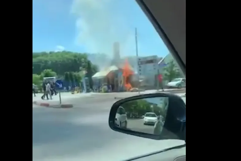 Zjarr i madh në qendër të Suharekës