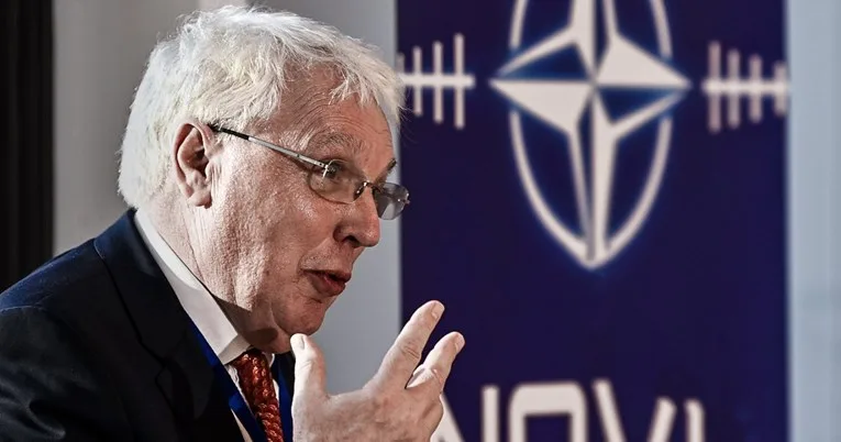Ish-zëdhënësi i NATO-s, Jamie Shea: Serbia ta zgjedhë BE-në para Rusisë