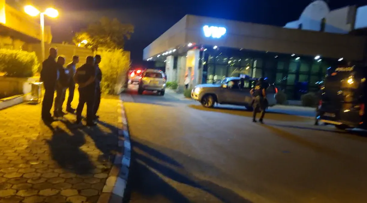 Ia morën me qira veturën në aeroport, por nuk ia kthyen më