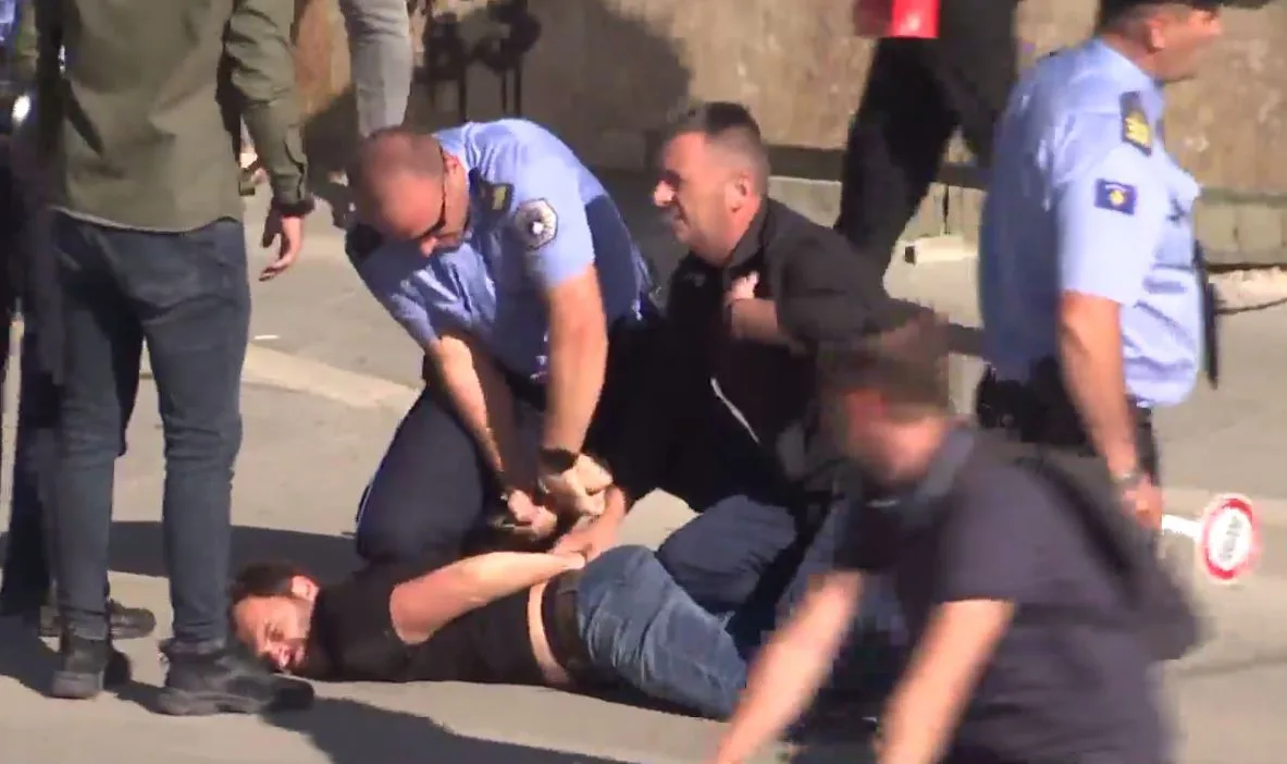 Arrestohen edhe Frashër Krasniqi e Zgjim Hyseni