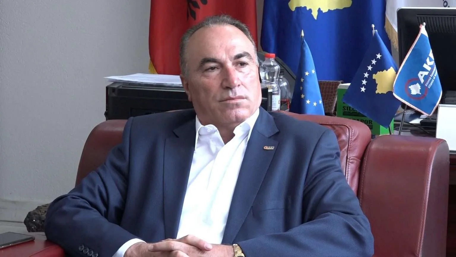 Shahini: Zvarritja e dialogut Kosovë-Serbi është humbje kohe