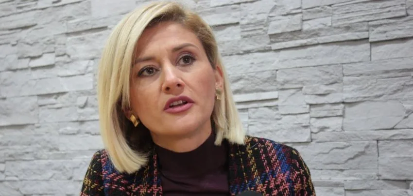 Kusari Lila për liberalizimin e vizave për Kosovën: Gjasat janë reale, por nuk duhet të ngutemi për festë
