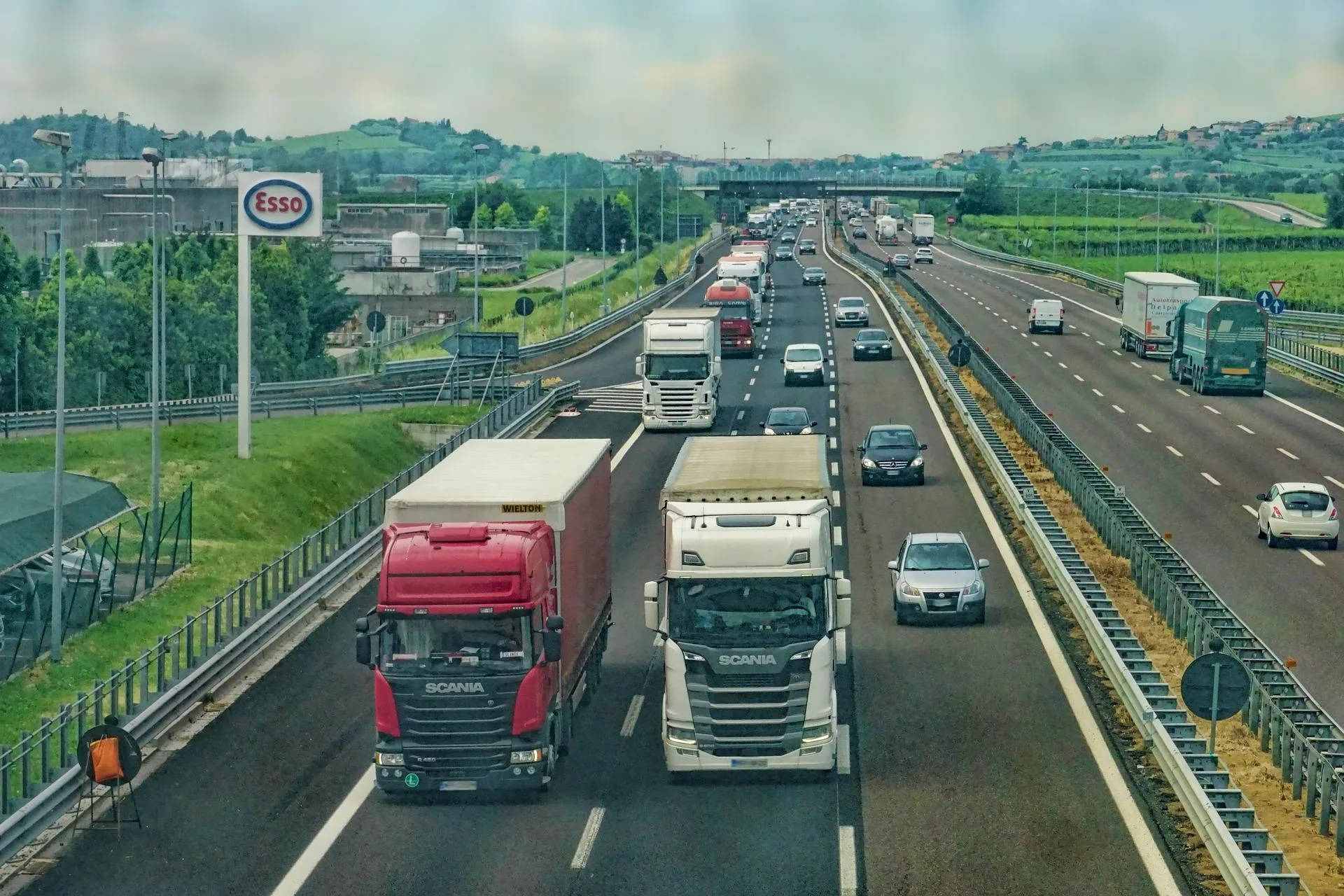 Bllokon autostradën në Austri, kosovari vozit në korsinë e kundërt