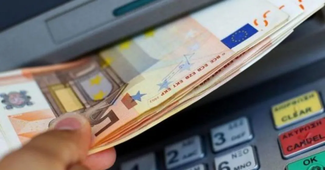 Diku është mbi 2 mijë euro, por ku rënditet Kosova me pagën minimale?