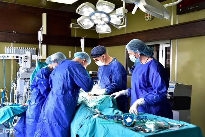 QKUK: Hiqet lista e pritjes për fistulla arterio-venoze, rritet për 100% numri i operacioneve në vena