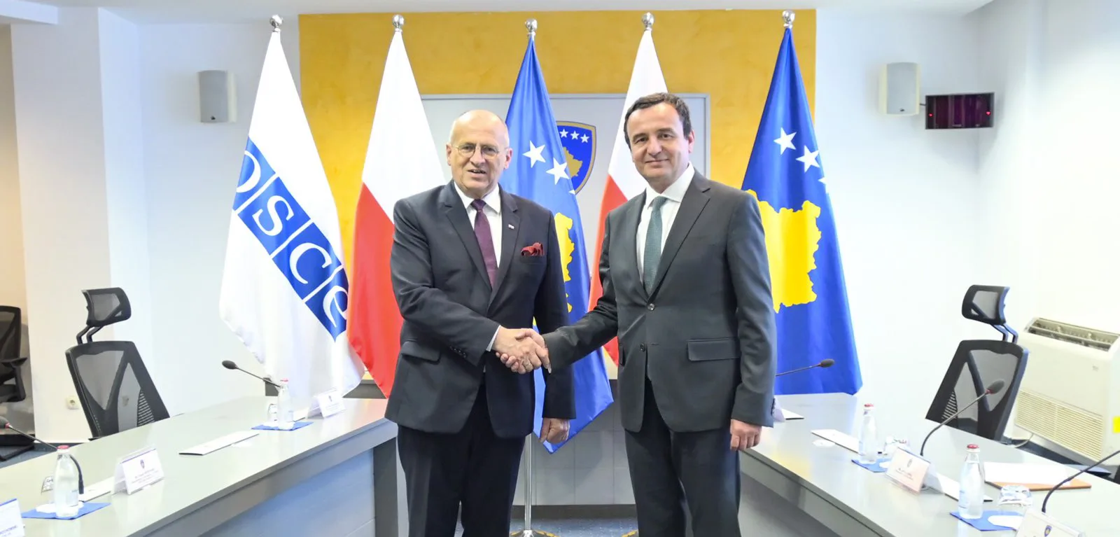 Kurti e quan historike vizitën e kryediplomatit polak: Na lidh lufta e përbashkët për liri