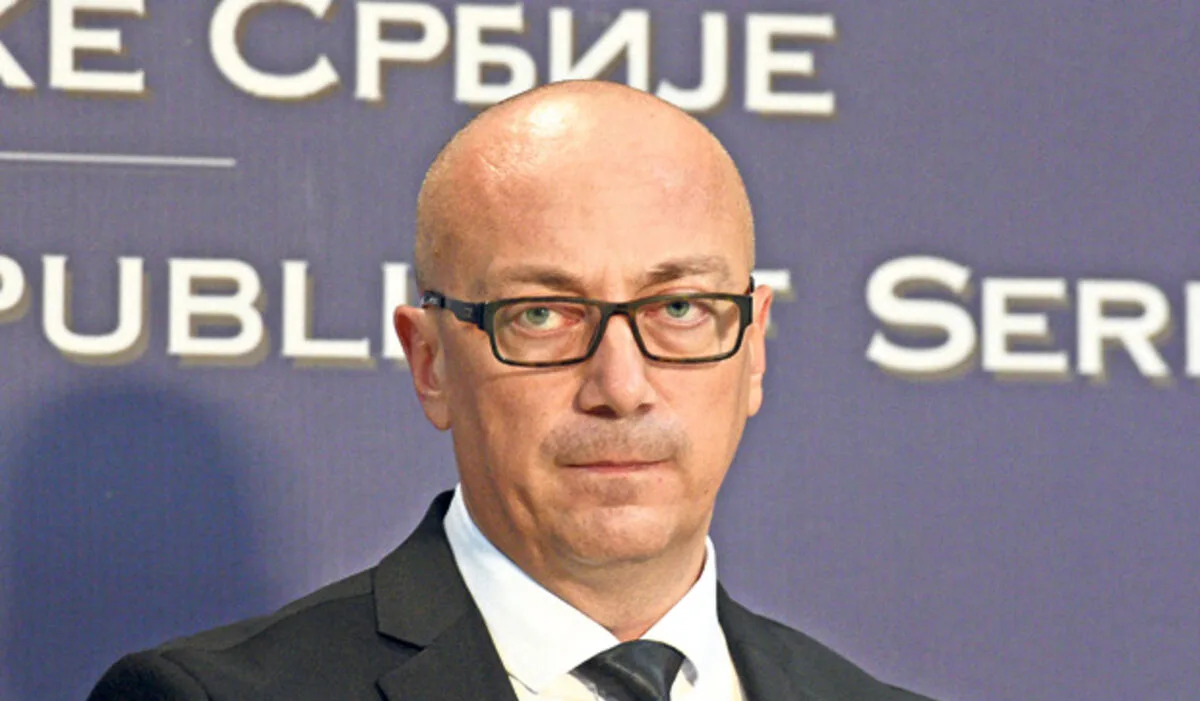 Goran Rakiq dhe Danijela Vujiçiq, dy nga katër serbët e Kosovës në listën e Vuçiqit për zgjedhje