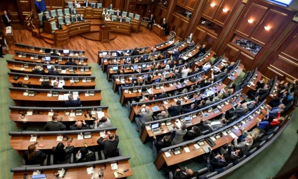 Të premten, deputetët debatojnë për mosliberalizimin e vizave