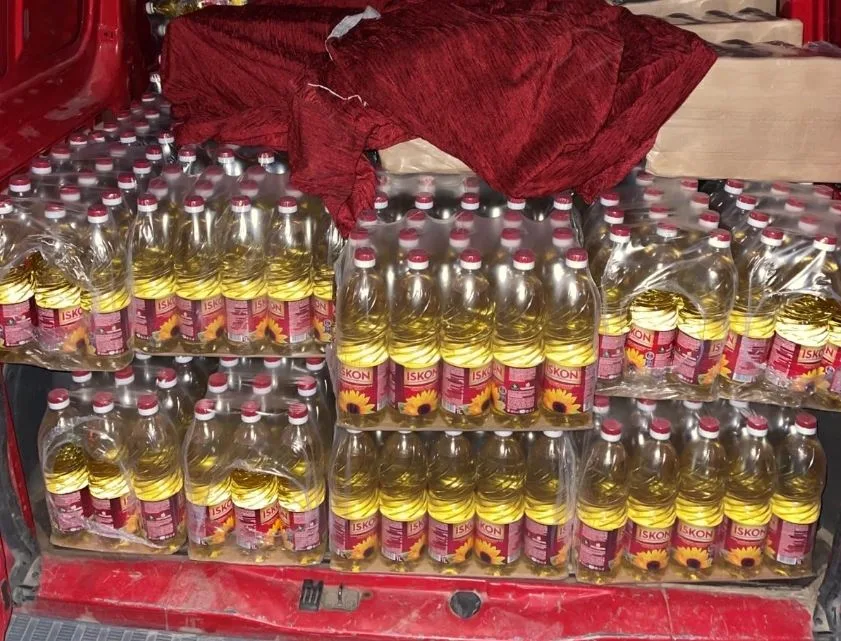 Dogana e Kosovës kap 675 litra vaj të kontrabanduar nga Serbia