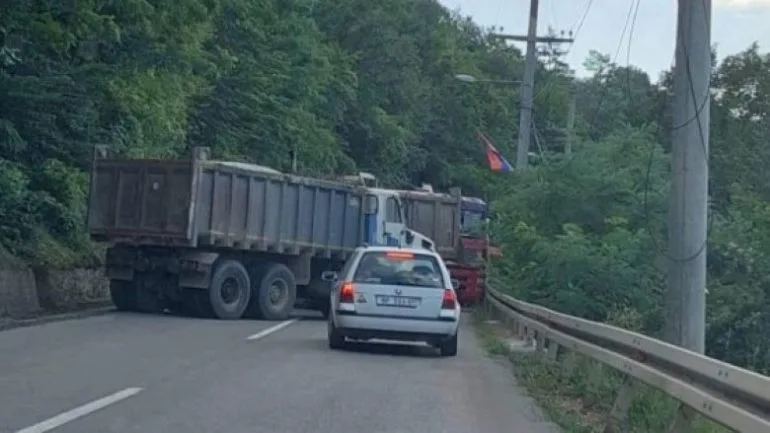“Eskalimi i situatës nuk është në interes as të Kosovës e as të Serbisë”