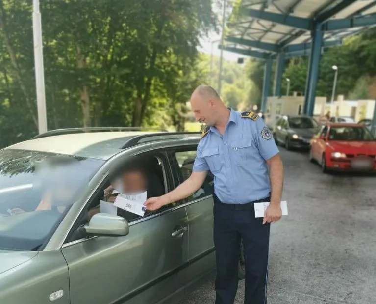 Vazhdon fushata informuese për pajisje me targa “RKS”