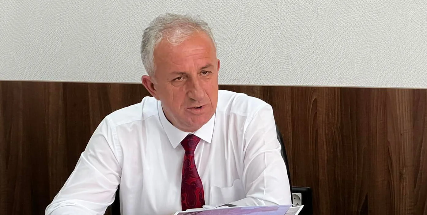 Raportimet se do të kalojë në VV, flet Bali Muharremaj