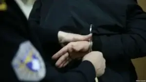 U pa në një video–incizim duke shtënë me armë, Policia arreston një person në Prizren