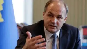 Enver Hoxhaj zyrtarizohet si përfaqësues i PDK-së në Grupin Punues për Apelin në Hagë