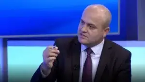 Haxhi Avdyli: Jam pjesë e grupit parlamentar të LVV