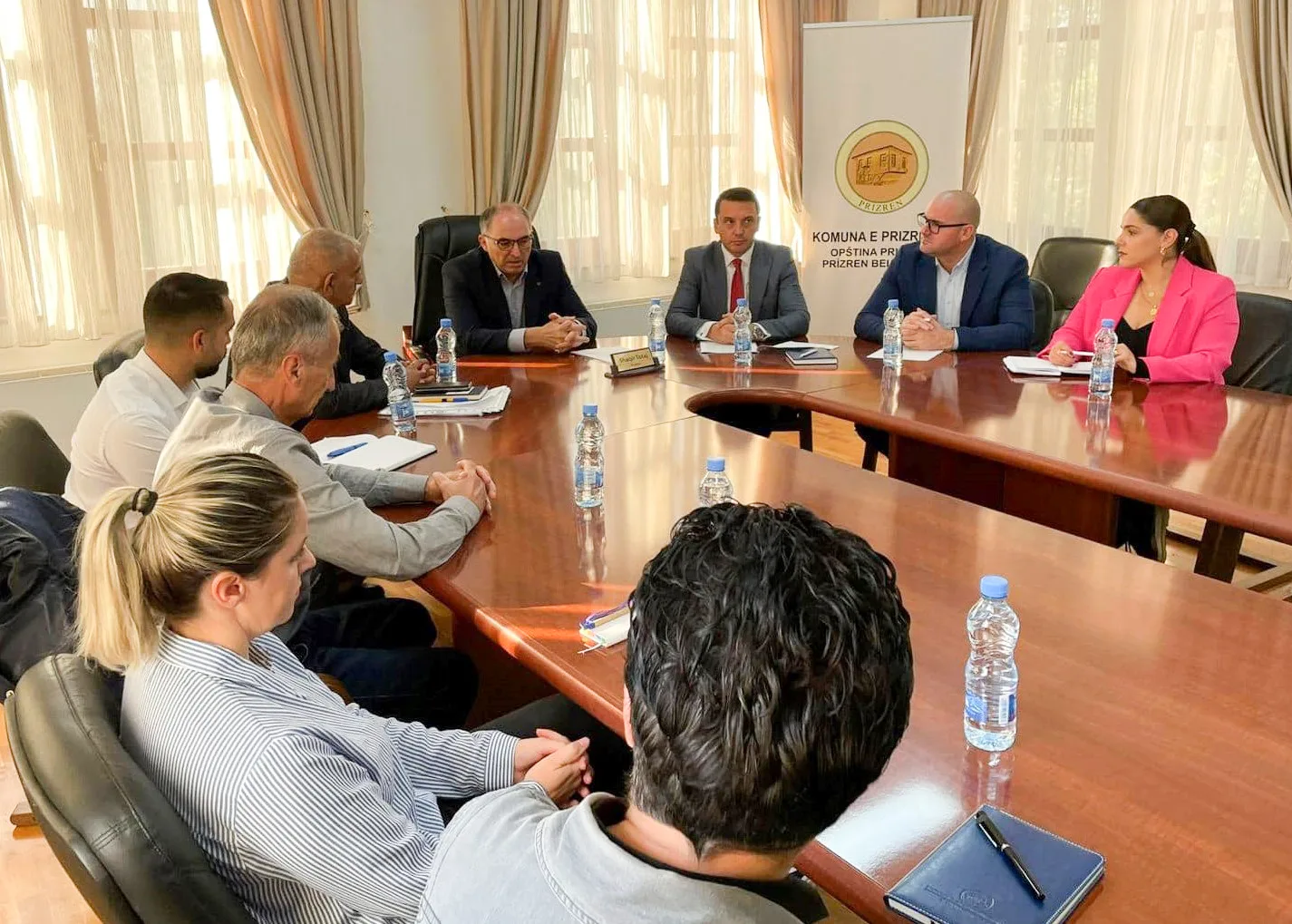 Kryetari Totaj, zhvilloi një takim me përfaqësuesit e shoqërisë civile në Prizren