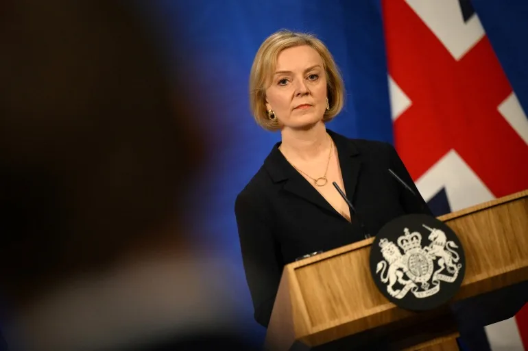 Liz Truss jep dorëheqje nga posti i kryeministres britanike
