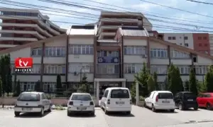 Dy infermierë ndalohen në Prizren, dyshohet se përvetësuan mbi dy mijë euro nga pagesat e pacientëve