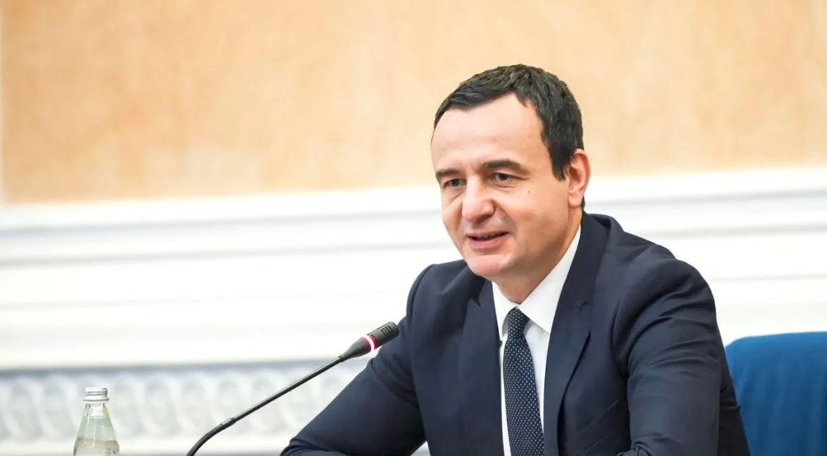 Kurti publikon 10 këngët e preferuara të dashurisë