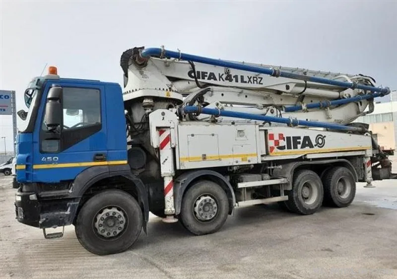 Vidhet midis Prishtinës kamioni për beton