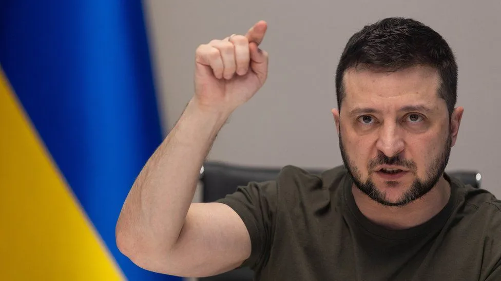 Zelensky njofton për mbledhje urgjente me G7, pas sulmeve në Kiev