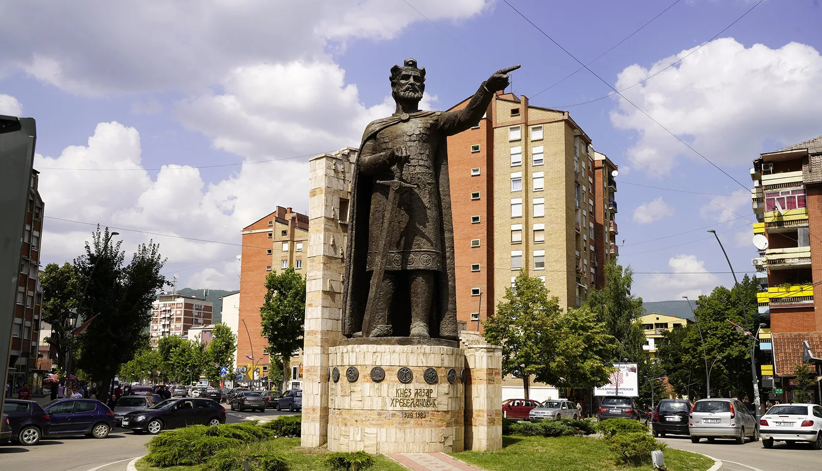 Lista Serbe i fton qytetarët të tubohen nesër para “Car Llazarit”