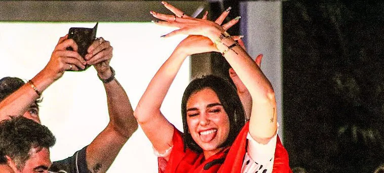 Hyrja në koncertin e Dua Lipës në Tiranë me 28 nëntor do të jetë falas