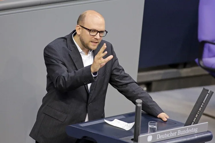 Sarrazin: Gjermania nuk lë që Kosova të kurthohet nga Asociacioni
