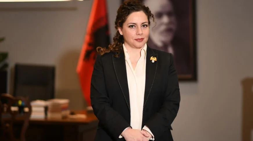 Ministrja e Jashtme e Shqipërisë sot viziton Kosovën