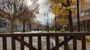 IHMK paralajmëron reshje shiu për të dielën