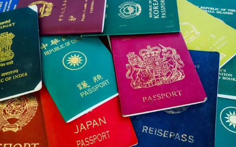 Kush janë 3 pasaportat më të fuqishme në botë